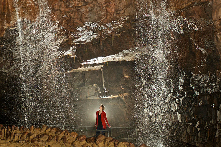 Dan yr Ogof